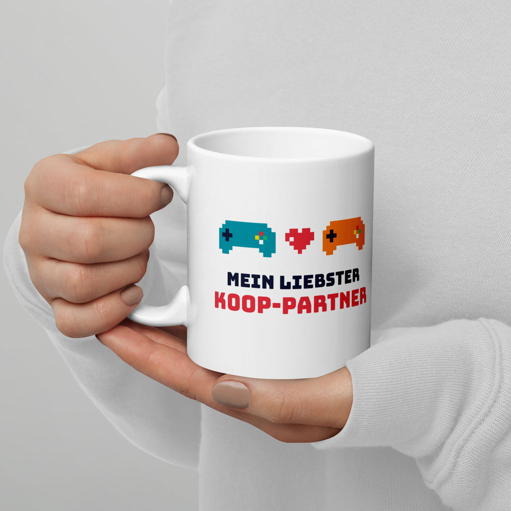 Koop-Partner Pärchen-Tasse weiß 325 ml – Henkel links