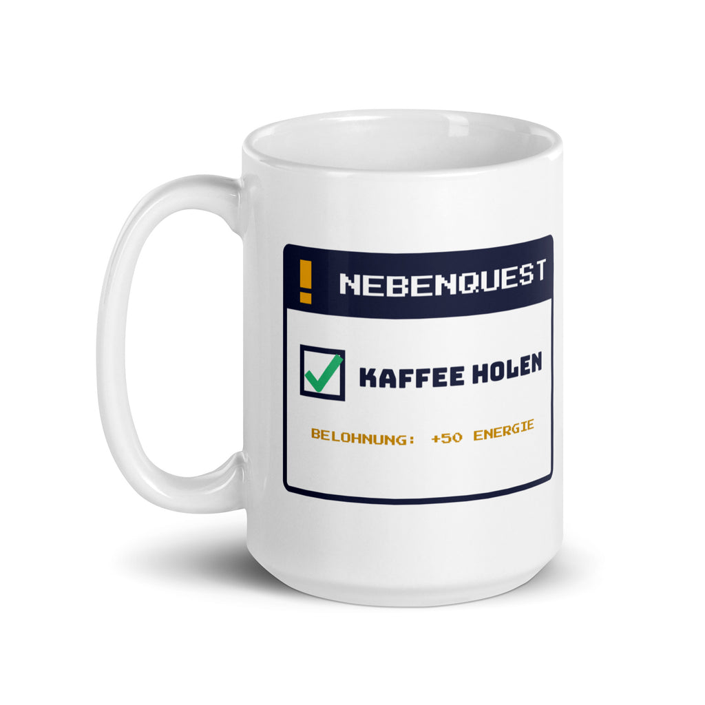 Nebenquest Kaffee holen Tasse weiß 440 ml – Henkel links